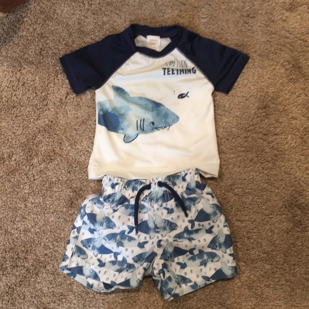 Adorable 2 piece shark bathing suit set